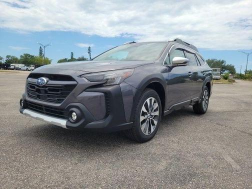 Magnetite Gray Metallic 2023 Subaru Outback Touring XT