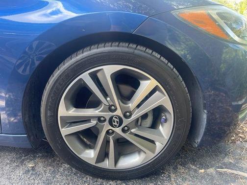 Lakeside Blue 2017 Hyundai ELANTRA Limited