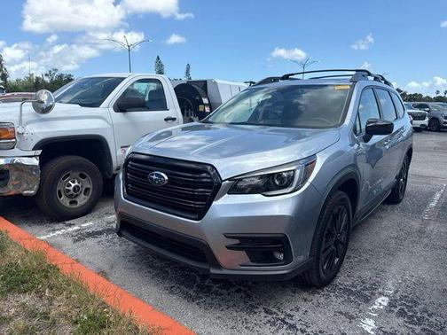 Ice Silver Metallic 2022 Subaru Ascent Onyx Edition