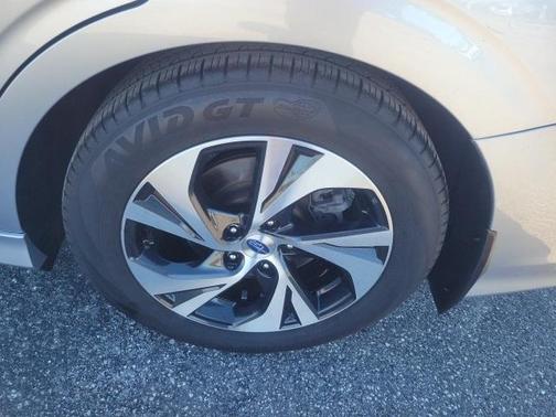 2022 Subaru Legacy Premium