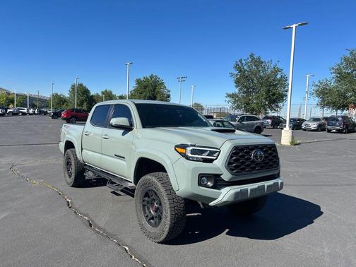 Lunar Rock 2023 Toyota Tacoma TRD Sport