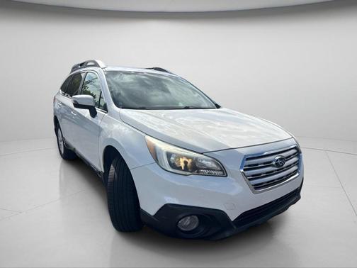 Crystal White Pearl 2016 Subaru Outback 2.5i Premium