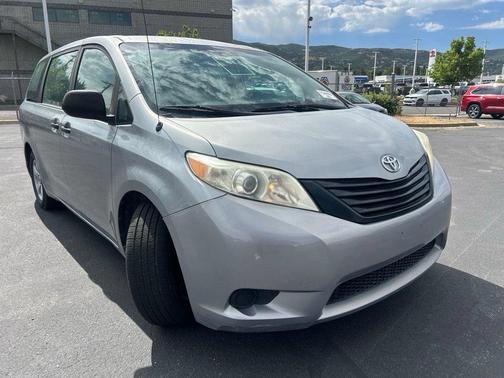 Silver Sky Metallic 2011 Toyota Sienna