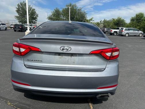 Shale Gray Metallic 2017 Hyundai SONATA SE