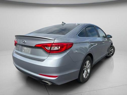 Shale Gray Metallic 2017 Hyundai SONATA SE