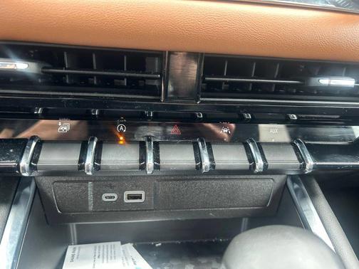 Desert Sand Metallic 2023 GMC Canyon AT4