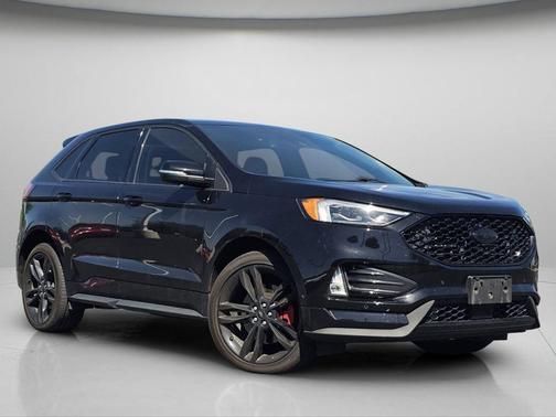Agate Black Metallic 2022 Ford Edge ST