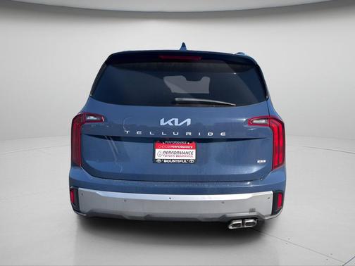 Midnight Lake Blue 2023 Kia Telluride S