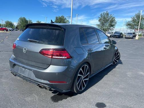 Deep Black Pearl Metallic 2018 Volkswagen Golf R 2.0T DSG