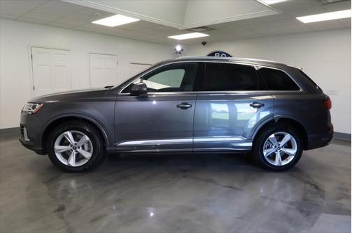 2022 Audi Q7 55 Premium