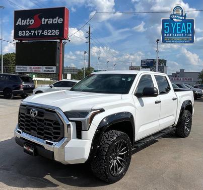 White 2022 Toyota Tundra SR