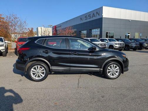 2019 Nissan Rogue Sport SV