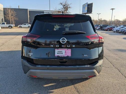 2021 Nissan Rogue SL