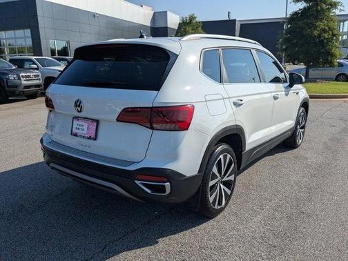 2023 Volkswagen Taos 1.5T SE