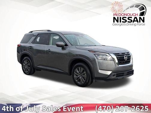 2024 Nissan Pathfinder SV