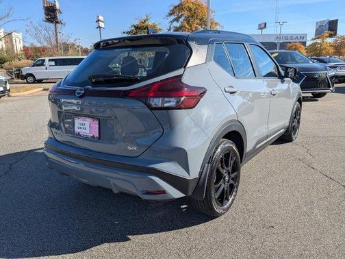 2023 Nissan Kicks SR