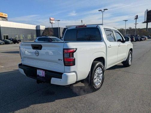 2023 Nissan Frontier SV