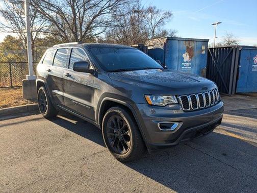 2020 Jeep Grand Cherokee Laredo E