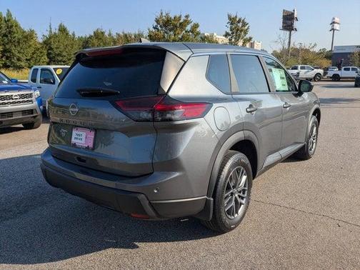 2026 Nissan Rogue S