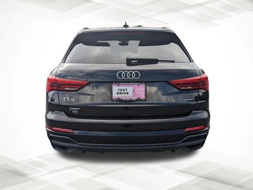 2023 Audi Q3 45 S line Premium