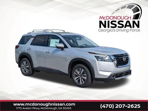 2025 Nissan Pathfinder SL