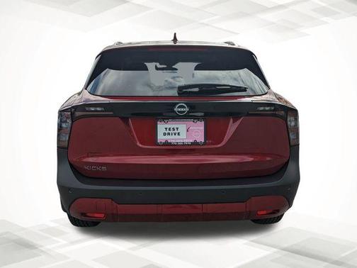 2025 Nissan Kicks SV