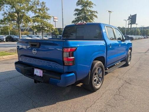 2025 Nissan Frontier SV