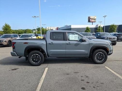 2025 Nissan Frontier PRO-4X