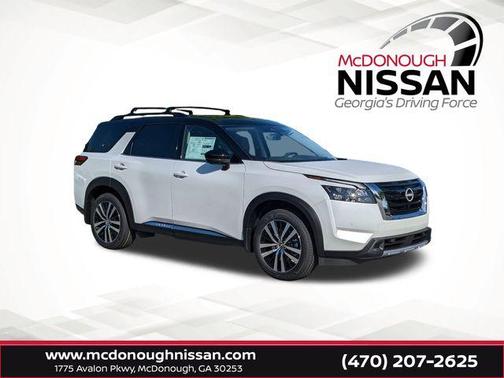 2025 Nissan Pathfinder Platinum