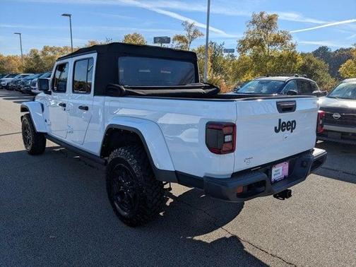 2021 Jeep Gladiator Sport