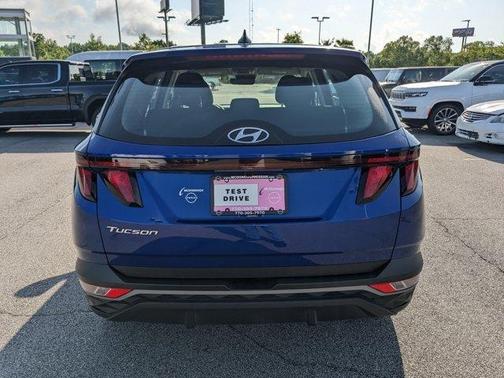 2024 Hyundai TUCSON SE
