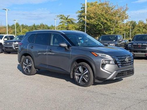 2025 Nissan Rogue SL