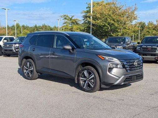 2025 Nissan Rogue SL
