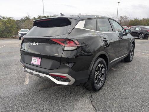 2024 Kia Sportage LX