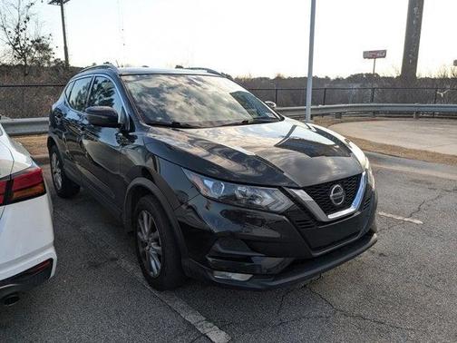 2022 Nissan Rogue Sport SV
