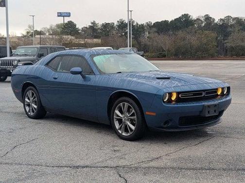 2021 Dodge Challenger SXT