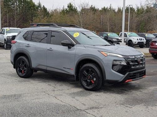 2025 Nissan Rogue Rock Creek