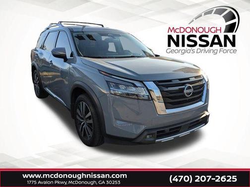 2022 Nissan Pathfinder Platinum