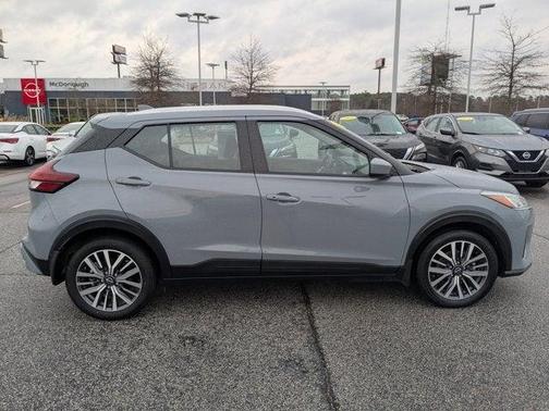 2023 Nissan Kicks SV