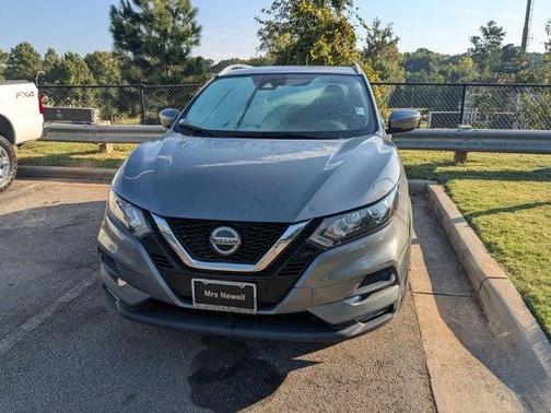 2022 Nissan Rogue Sport SV