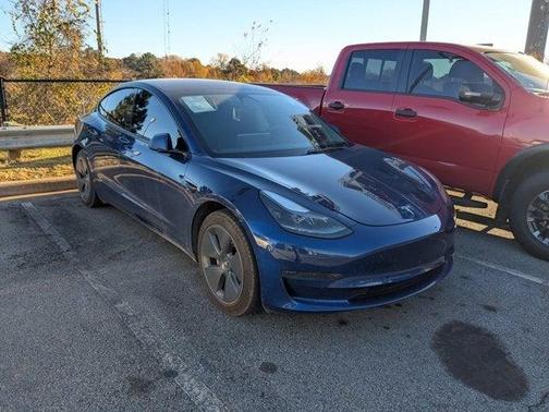 2022 Tesla Model 3 Base