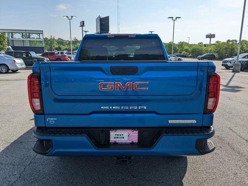 2022 GMC Sierra 1500 Elevation