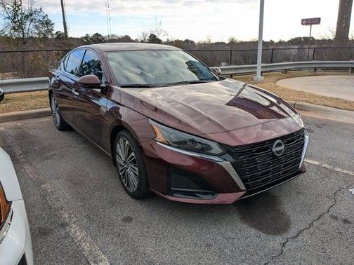 2025 Nissan Altima SL