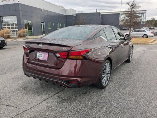 2025 Nissan Altima SL