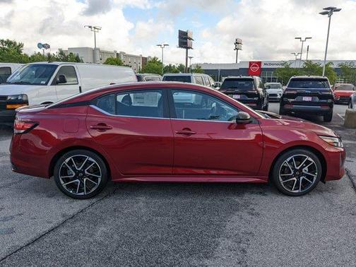 2025 Nissan Sentra SR