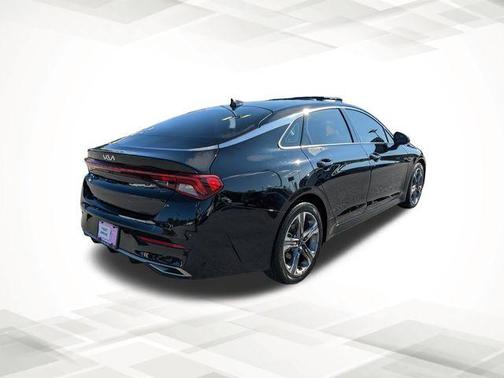 2023 Kia K5 EX
