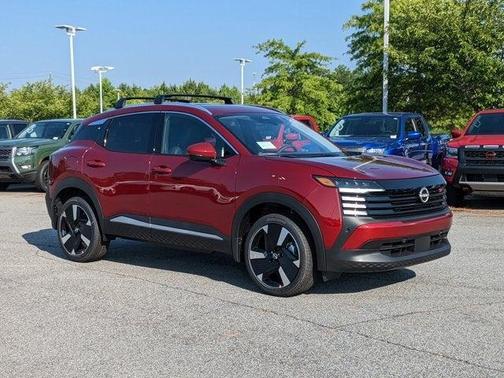 2025 Nissan Kicks SR