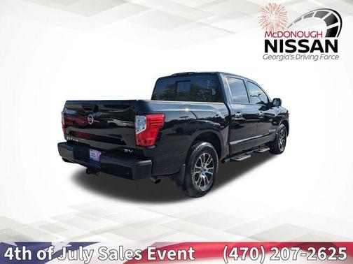 2021 Nissan Titan SV