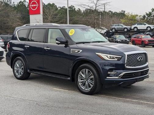 2023 INFINITI QX80 Luxe