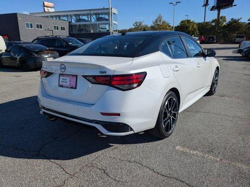 2025 Nissan Sentra SR